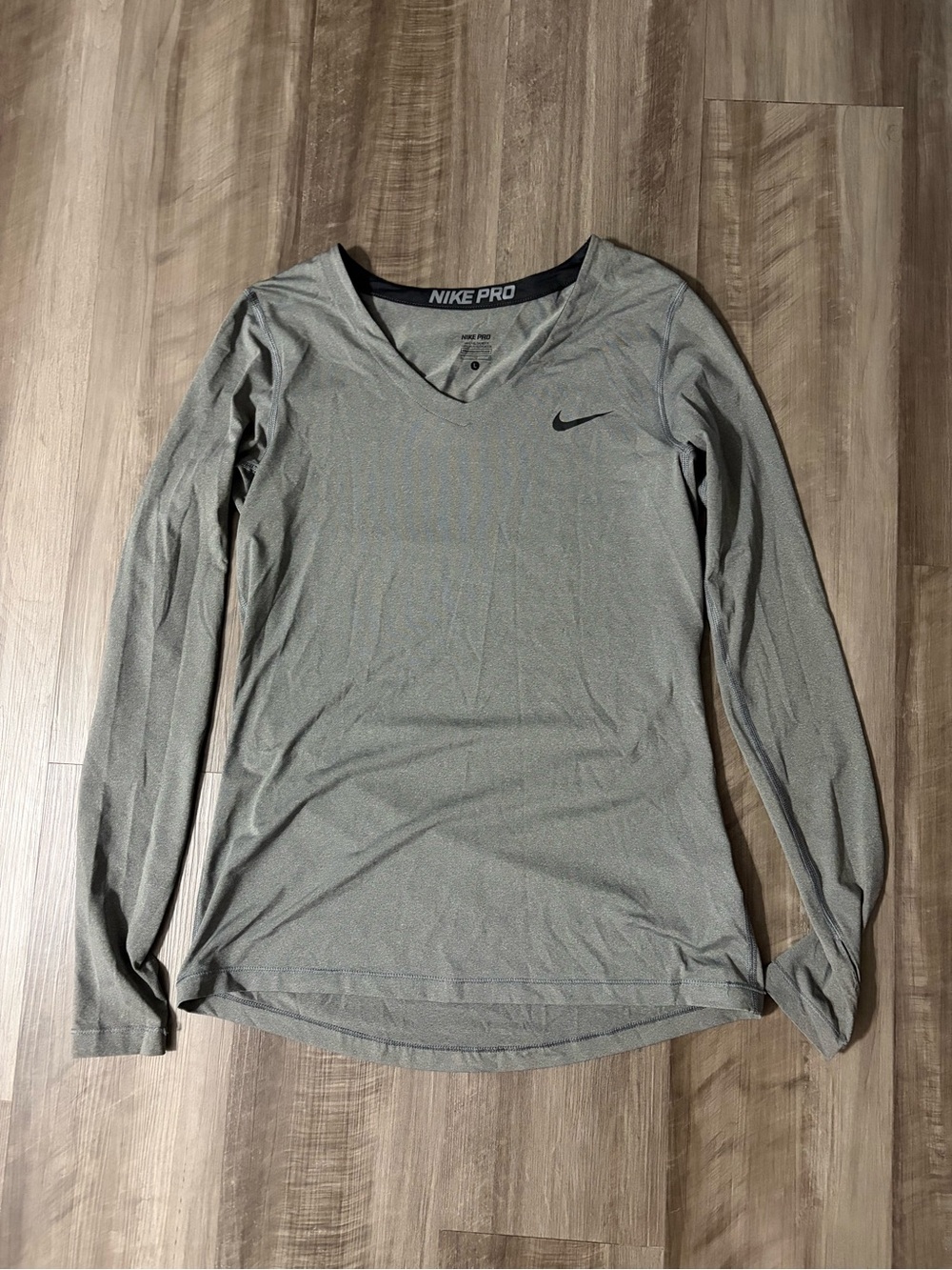 Nike Pro Women’s Long-Sleeve V-Neck Top — Gray - Size L